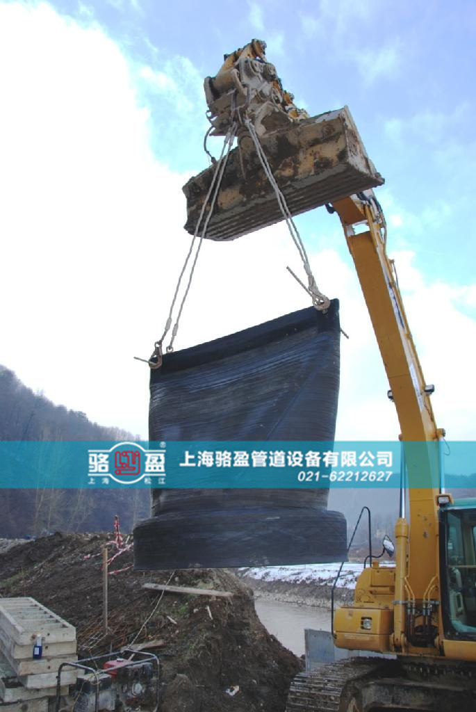大口徑橡膠法蘭式<a href=http://www.modeljc.com/ target=_blank class=infotextkey><a href=http://www.modeljc.com target=_blank class=infotextkey>鴨嘴閥</a></a>安裝圖