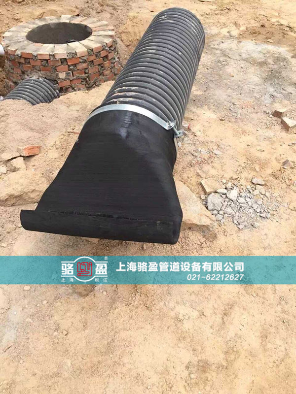 卡箍法蘭式<a href=http://www.modeljc.com/ target=_blank class=infotextkey><a href=http://www.modeljc.com target=_blank class=infotextkey>鴨嘴閥</a></a>安裝現(xiàn)場